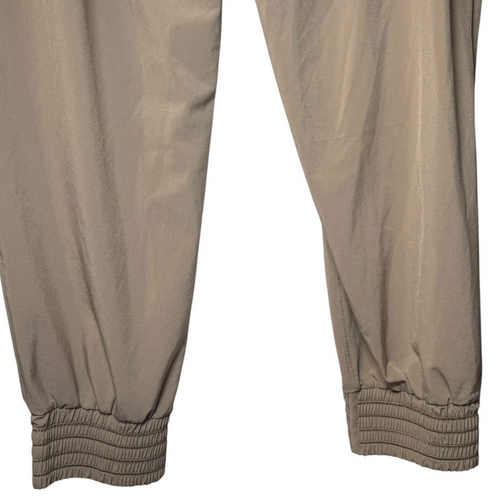 Athleta Camden Jogger Pants Tan 10 Zip Pocket Elastic Waist Travel Athleisure - Picture 8 of 11